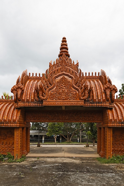 Wat Phu Khao Kaew-006